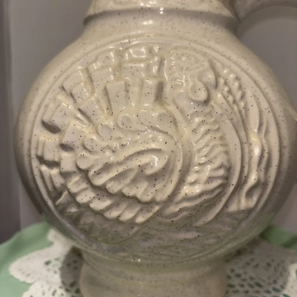 Mccoy embossed speckled